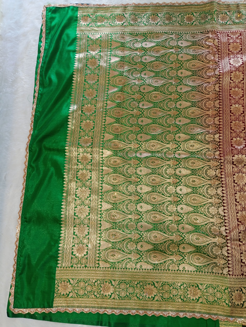 MAROON EMERALD GREEN BANARASI SILK SAREE