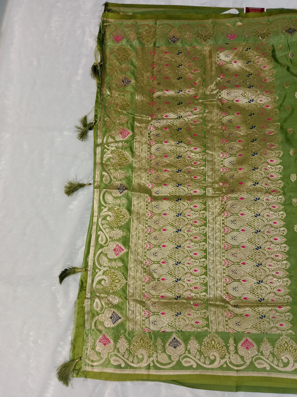 PARROT GREEN BANARASI SILK SAREE