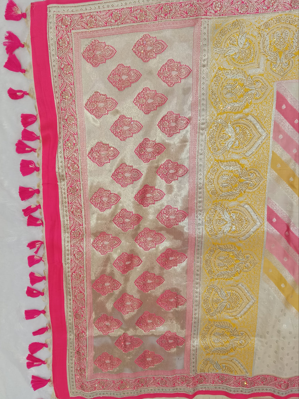 CREAM YELLOW+PINK LEHERIYA BANARASI SILK SAREE