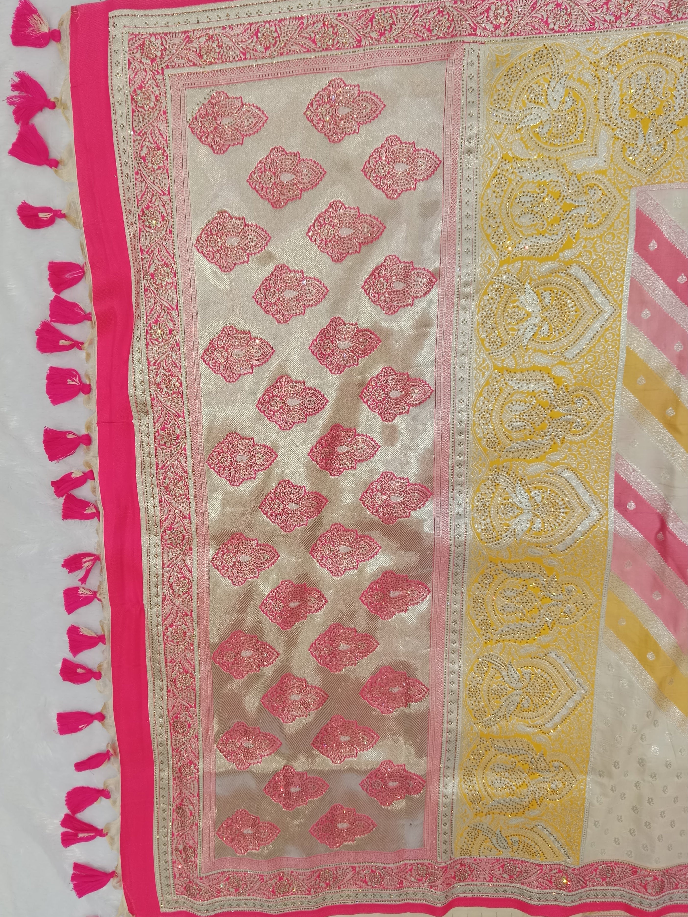 CREAM YELLOW+PINK LEHERIYA BANARASI SILK SAREE