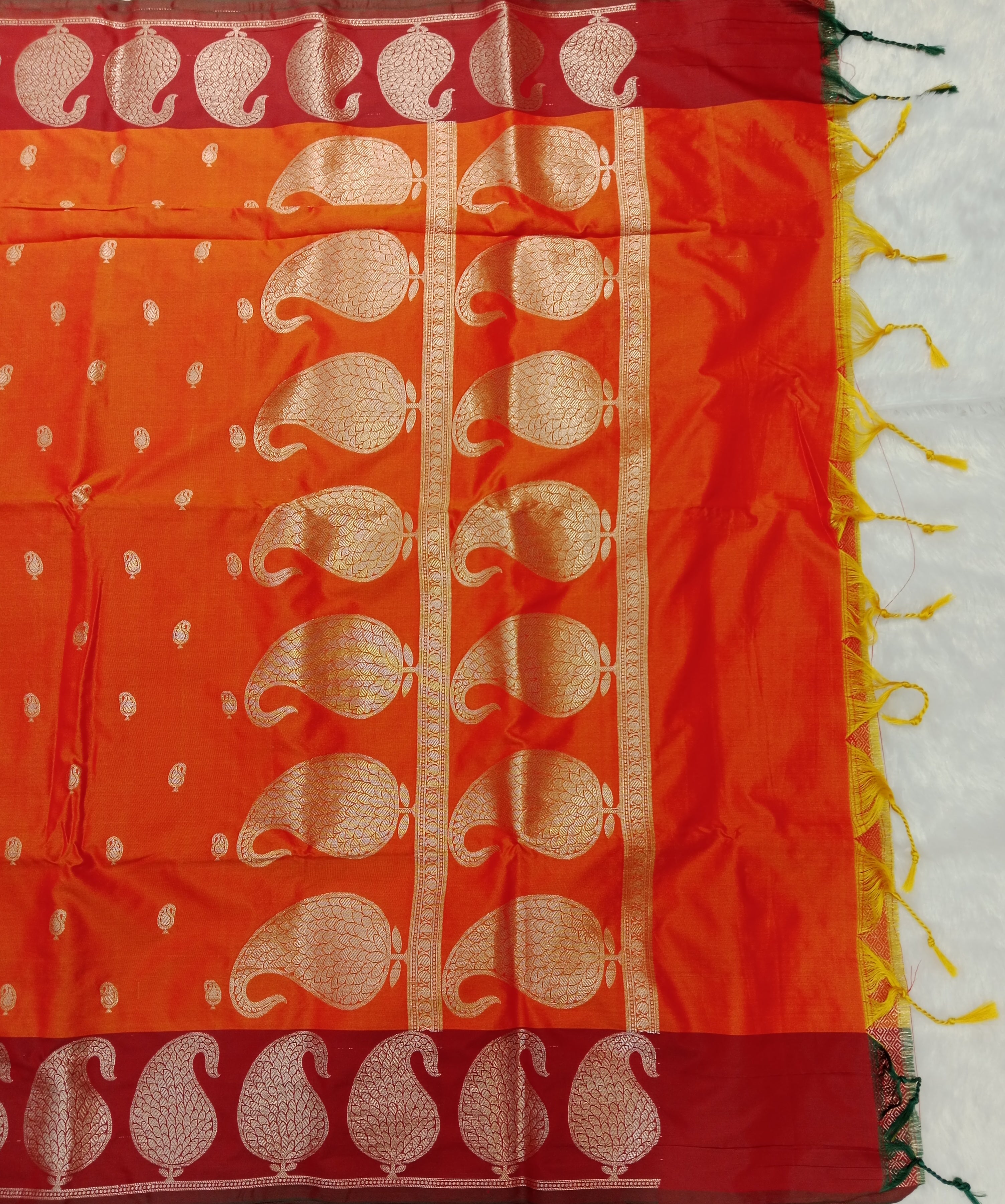 TANGERINE ORANGE BANARASI SILK SAREE WITH MAROON PAISLEY BORDER