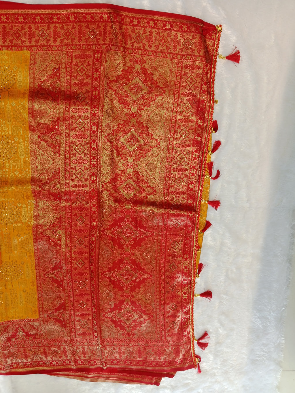 MUSTARD YELLOW SINDOORI RED BANARASI SILK SAREE