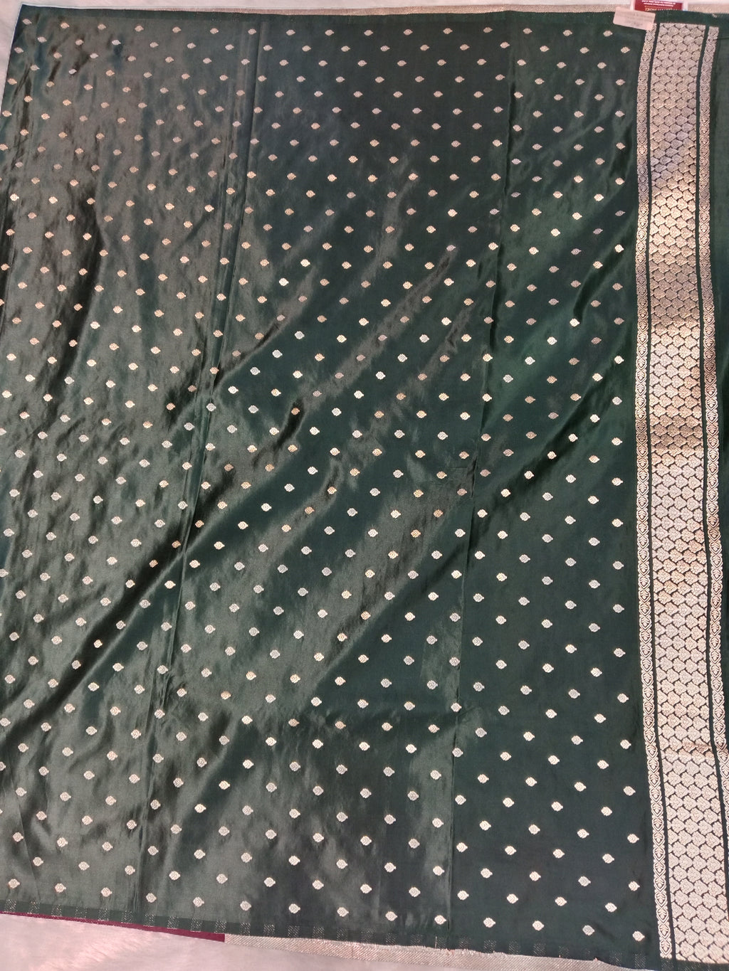 MAROON BANARASI SILK SAREE WITH BOTTLE GREEN CONTRAST
