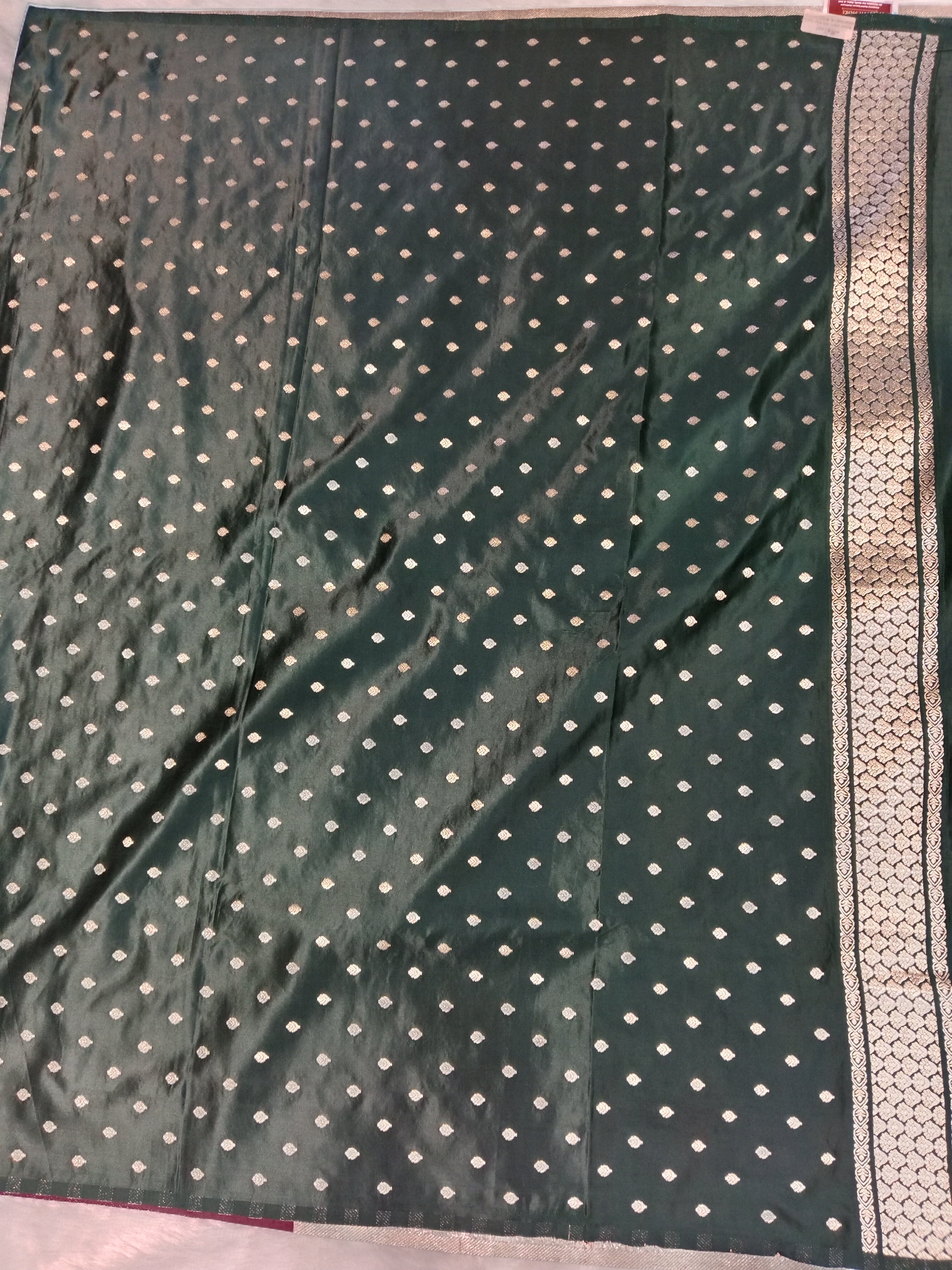 MAROON BANARASI SILK SAREE WITH BOTTLE GREEN CONTRAST
