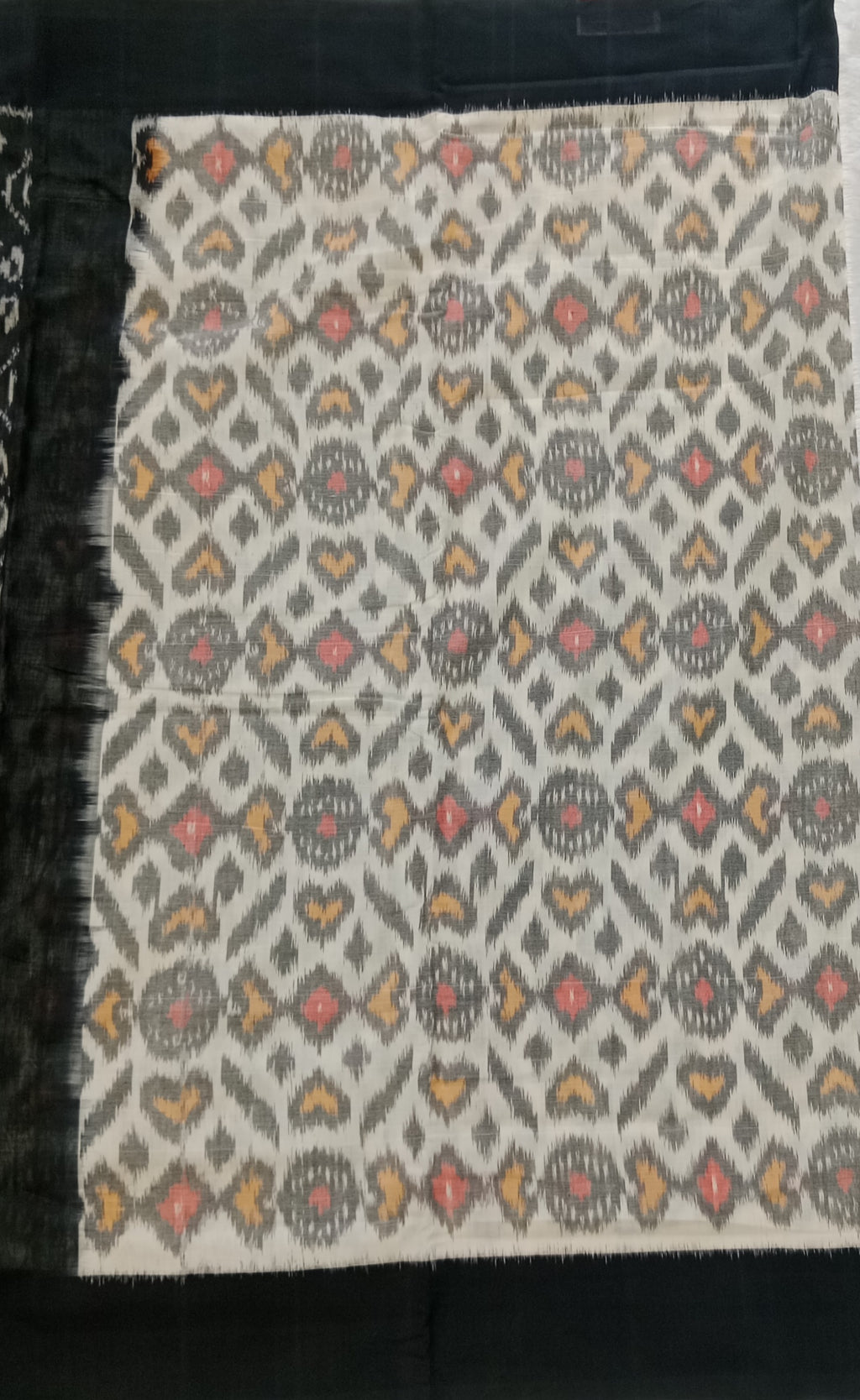 CREAM IKAT SAMBALPURI HANDLOOM COTTON SAREE