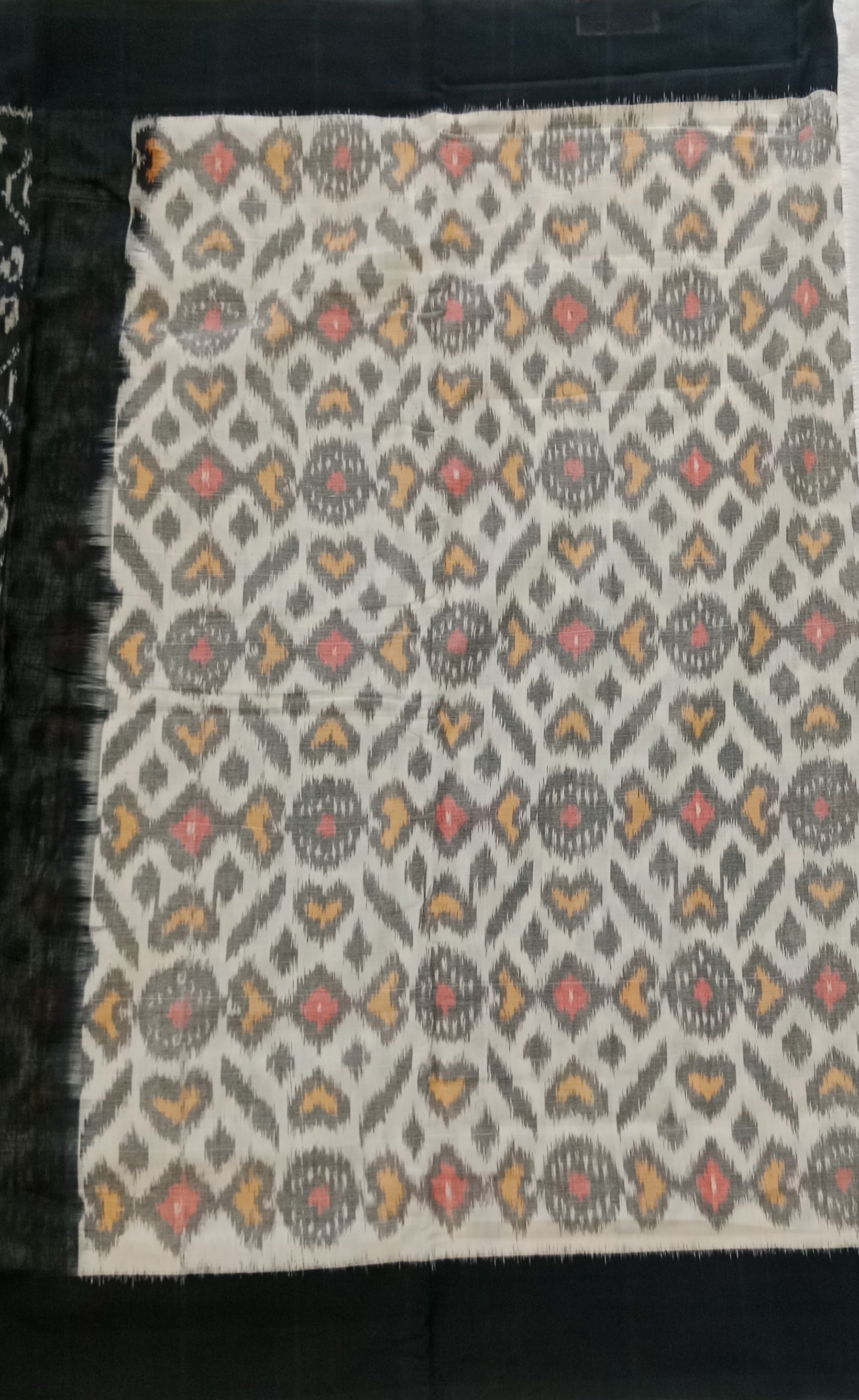 CREAM IKAT SAMBALPURI HANDLOOM COTTON SAREE