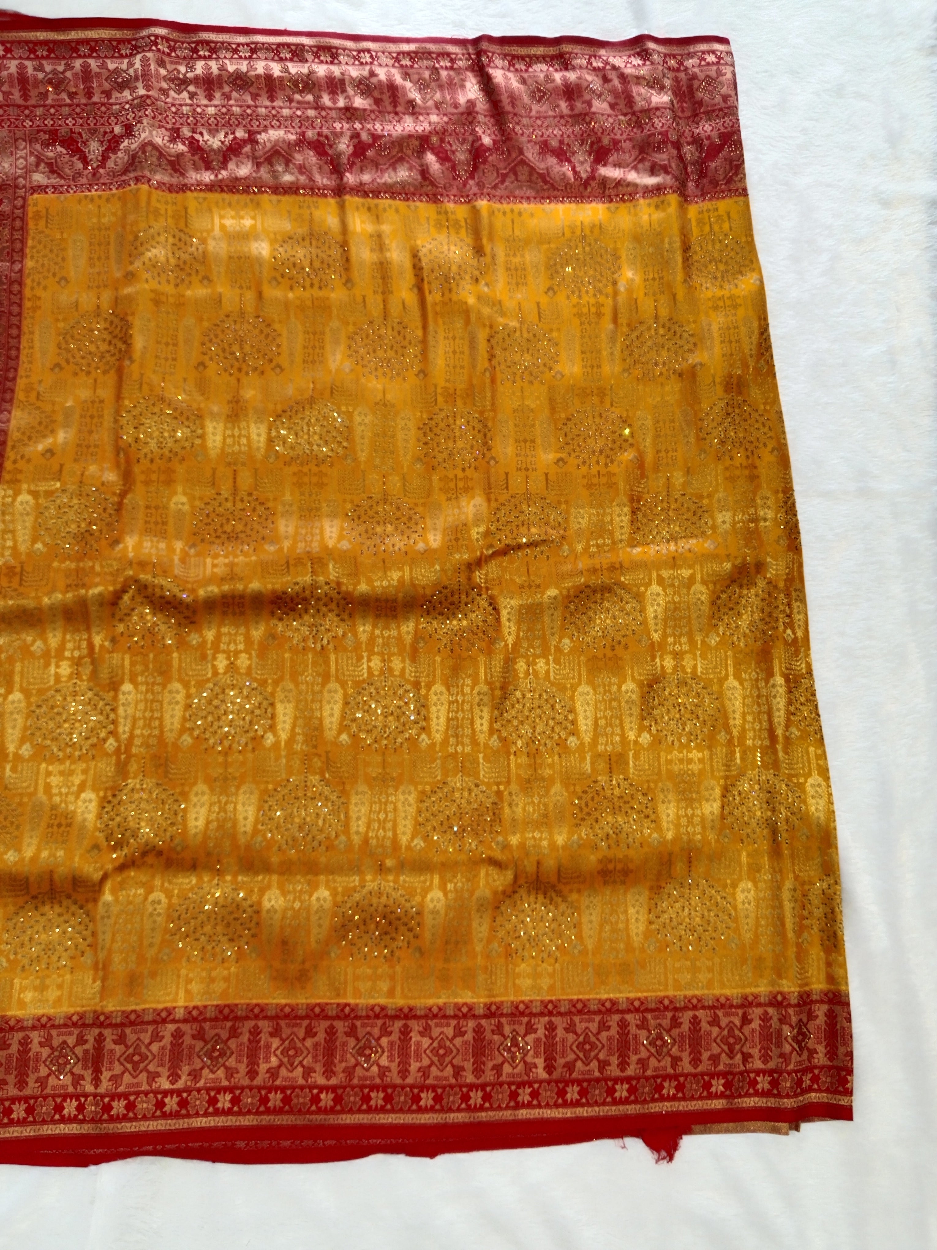 MUSTARD YELLOW SINDOORI RED BANARASI SILK SAREE