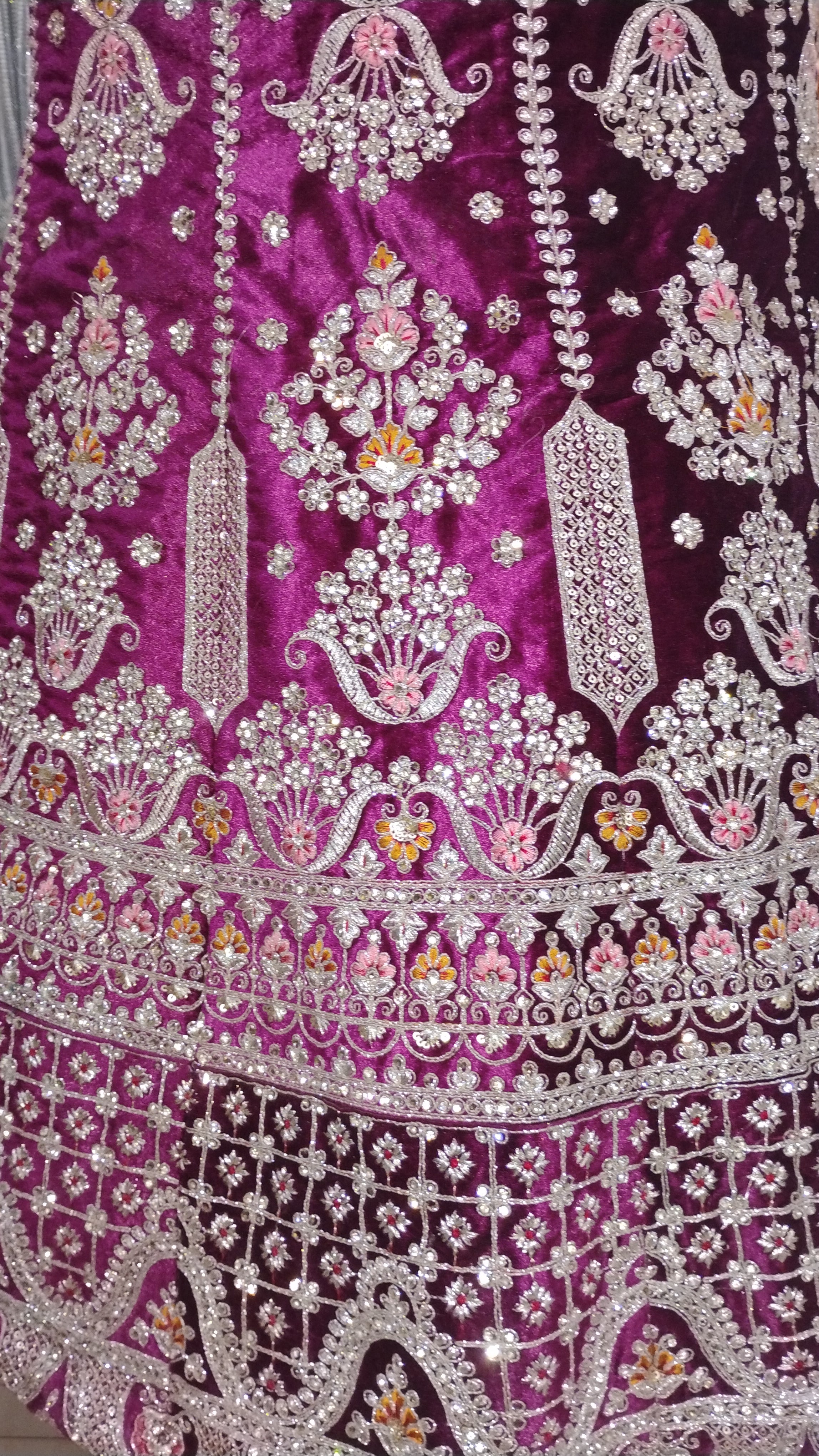 DEEP PLUM VELVET PARI LEHENGA