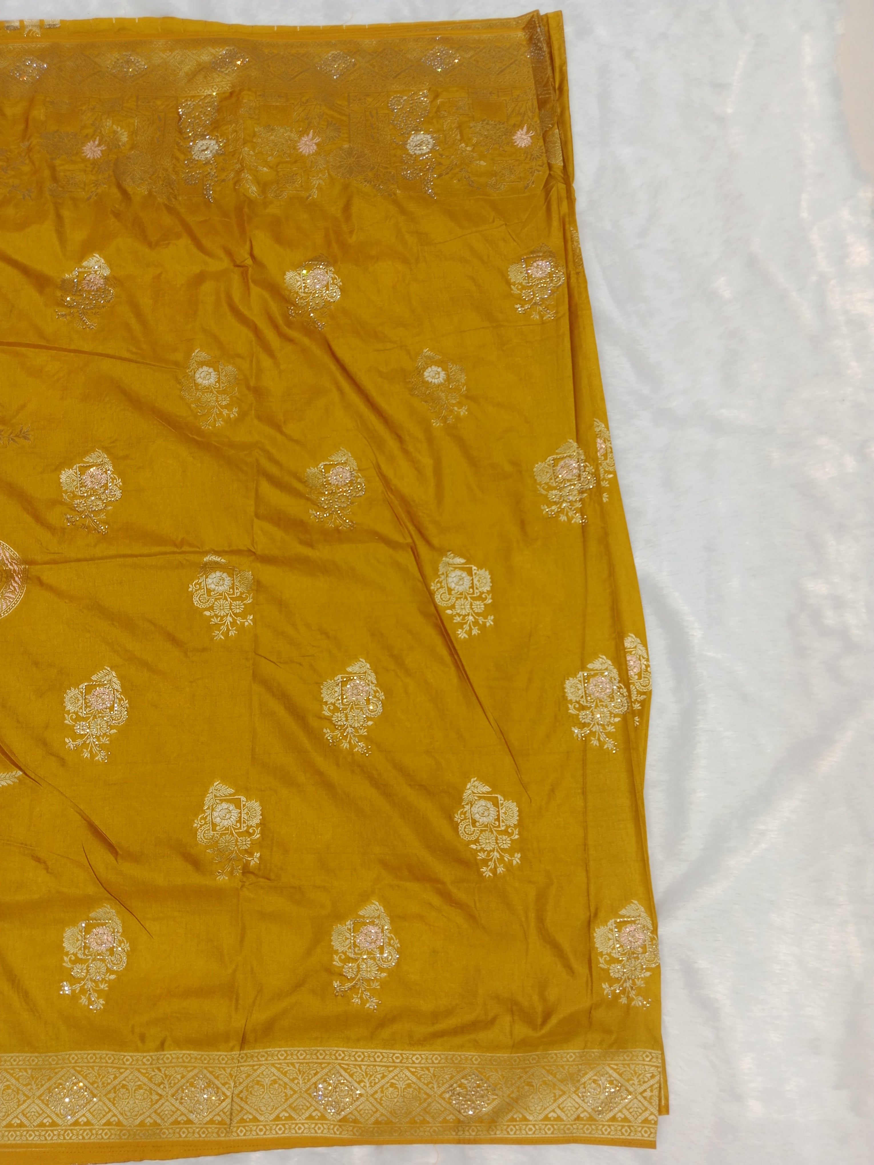 MUSTARD YELLOW BANARASI SILK SAREE