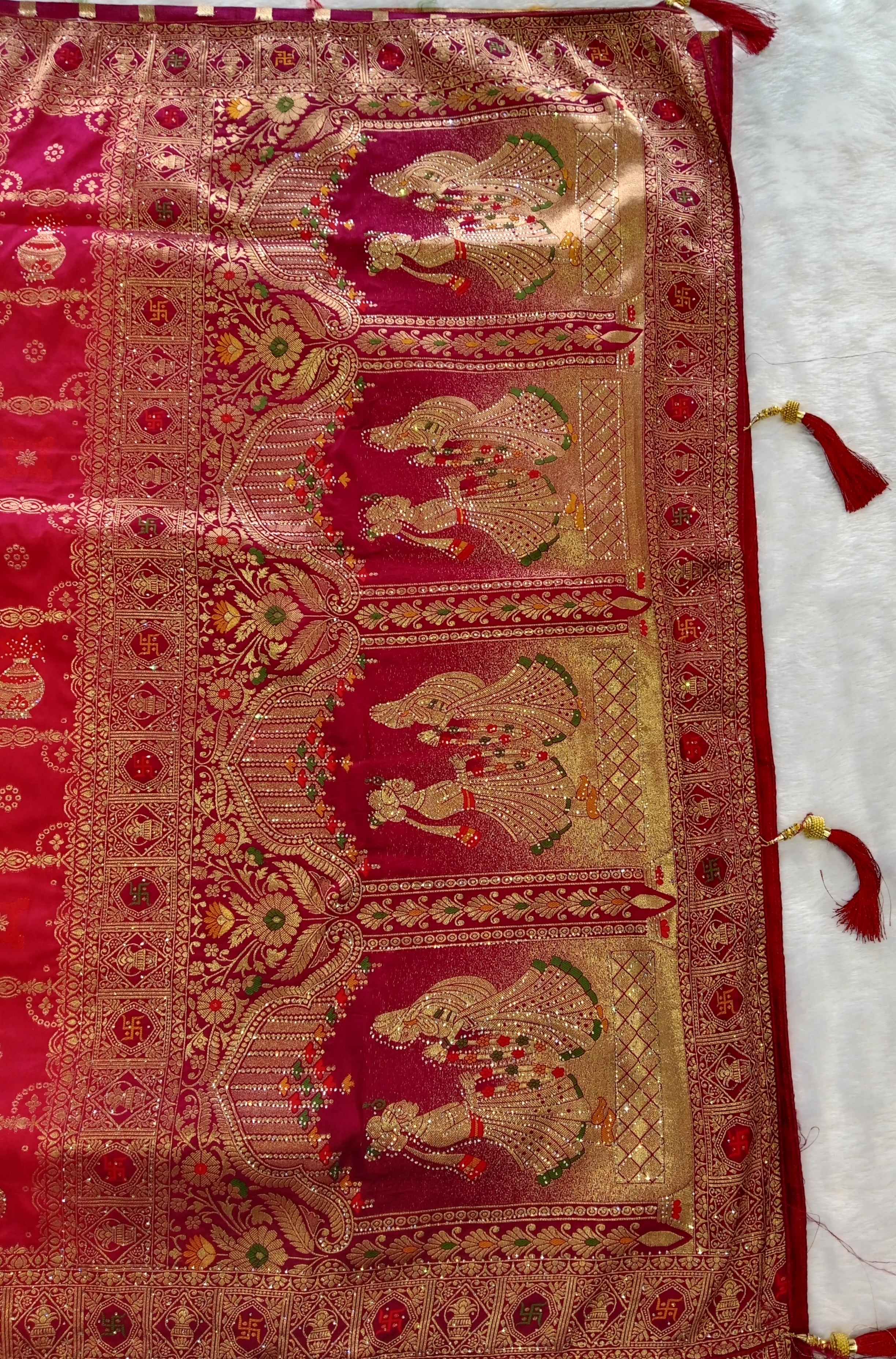LAAL  ANTIQUE GOLD BRIDAL BANARASI SAREE