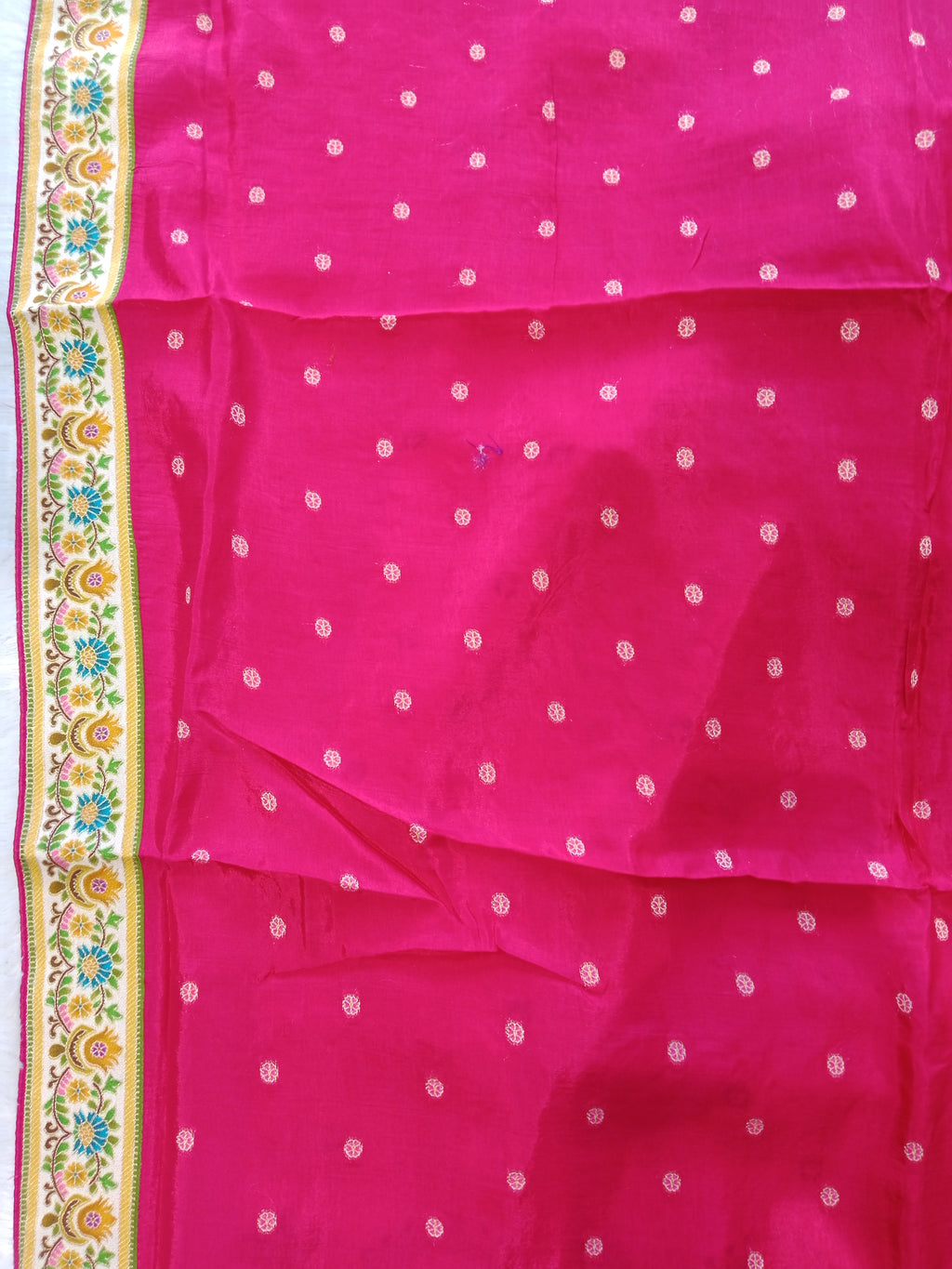 OFF- WHITE MULTICOLOUR PATAN STYLE SAREE