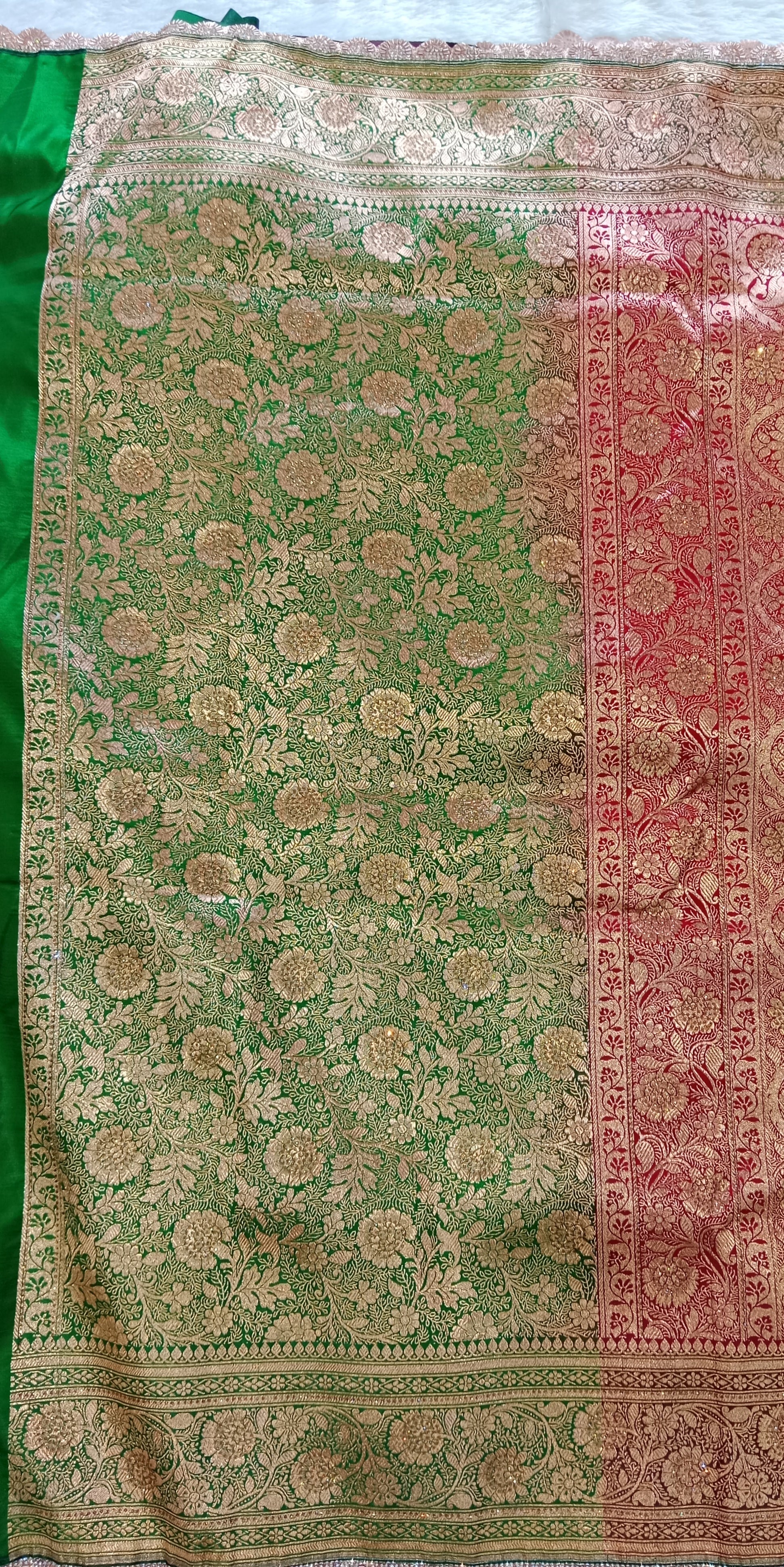 LAAL MEHENDI GREEN KANCHIPURAM SILK SAREE