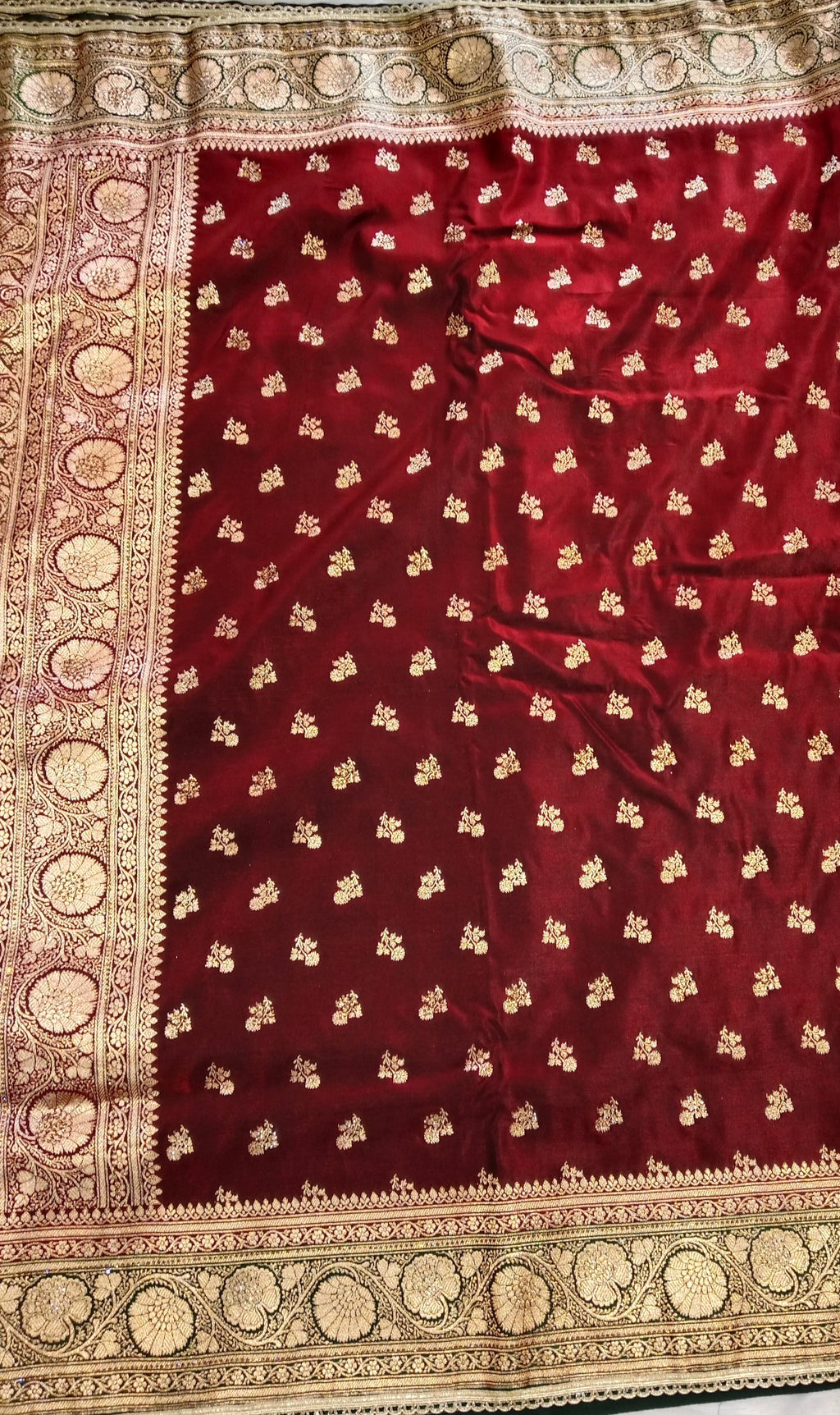 WINE-MAROON MEHENDI GREEN BANARASI SILK SAREE