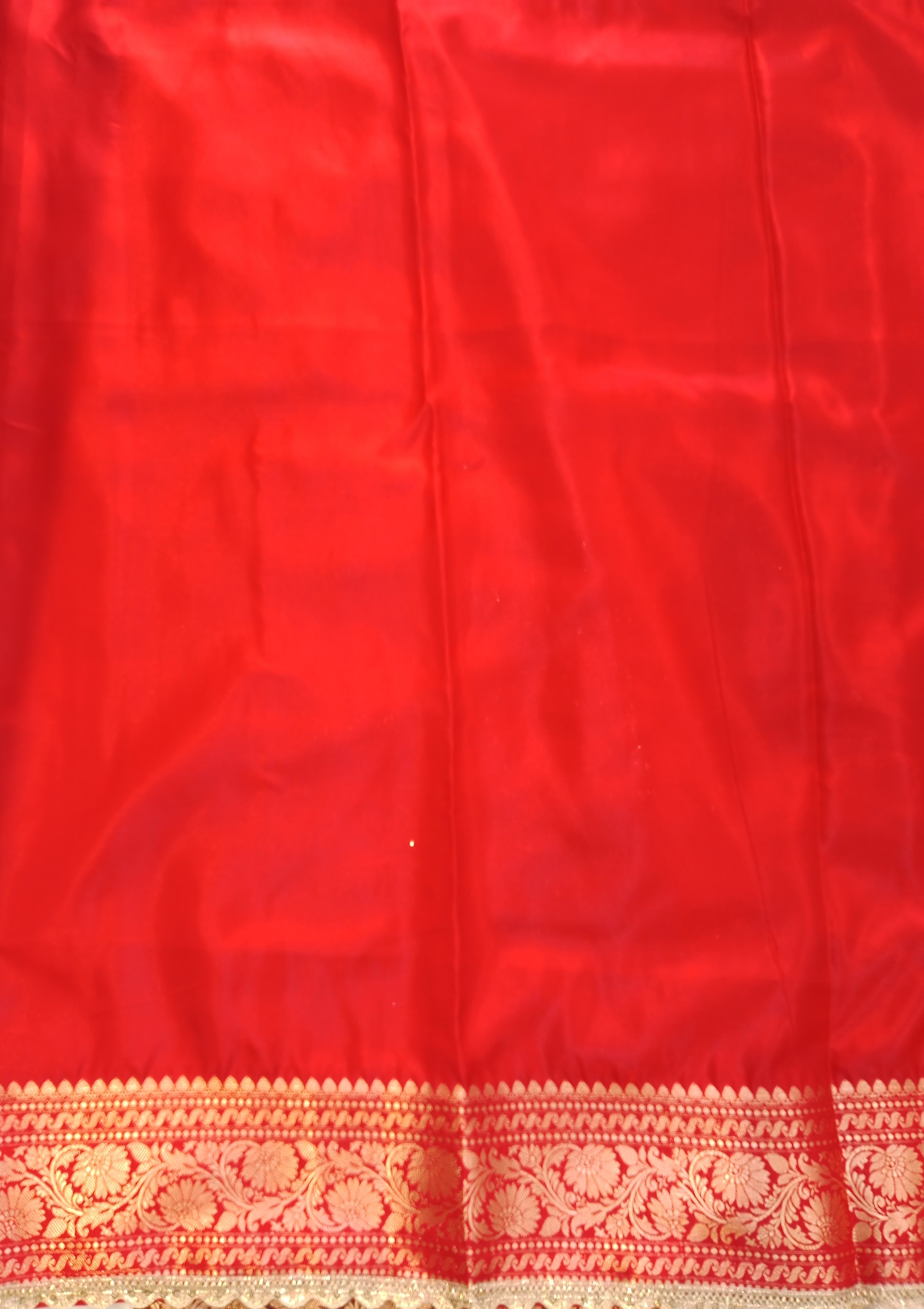 BOTTLE GREEN LAAL BANARASI SILK SAREE