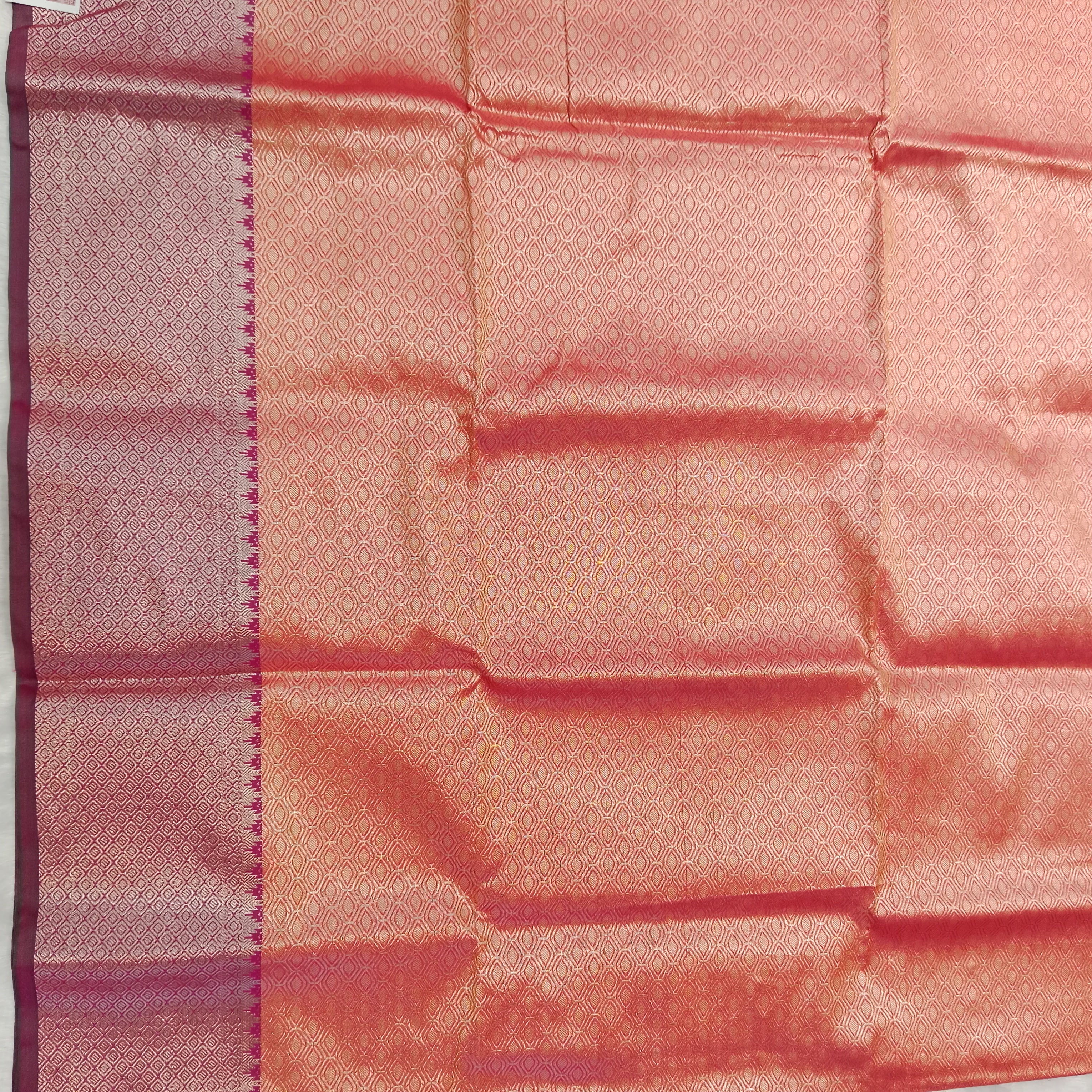 TANGERINE ORANGE KANCHIPURAM SILK SAREE WITH MAGENTA CONTRAST BORDER