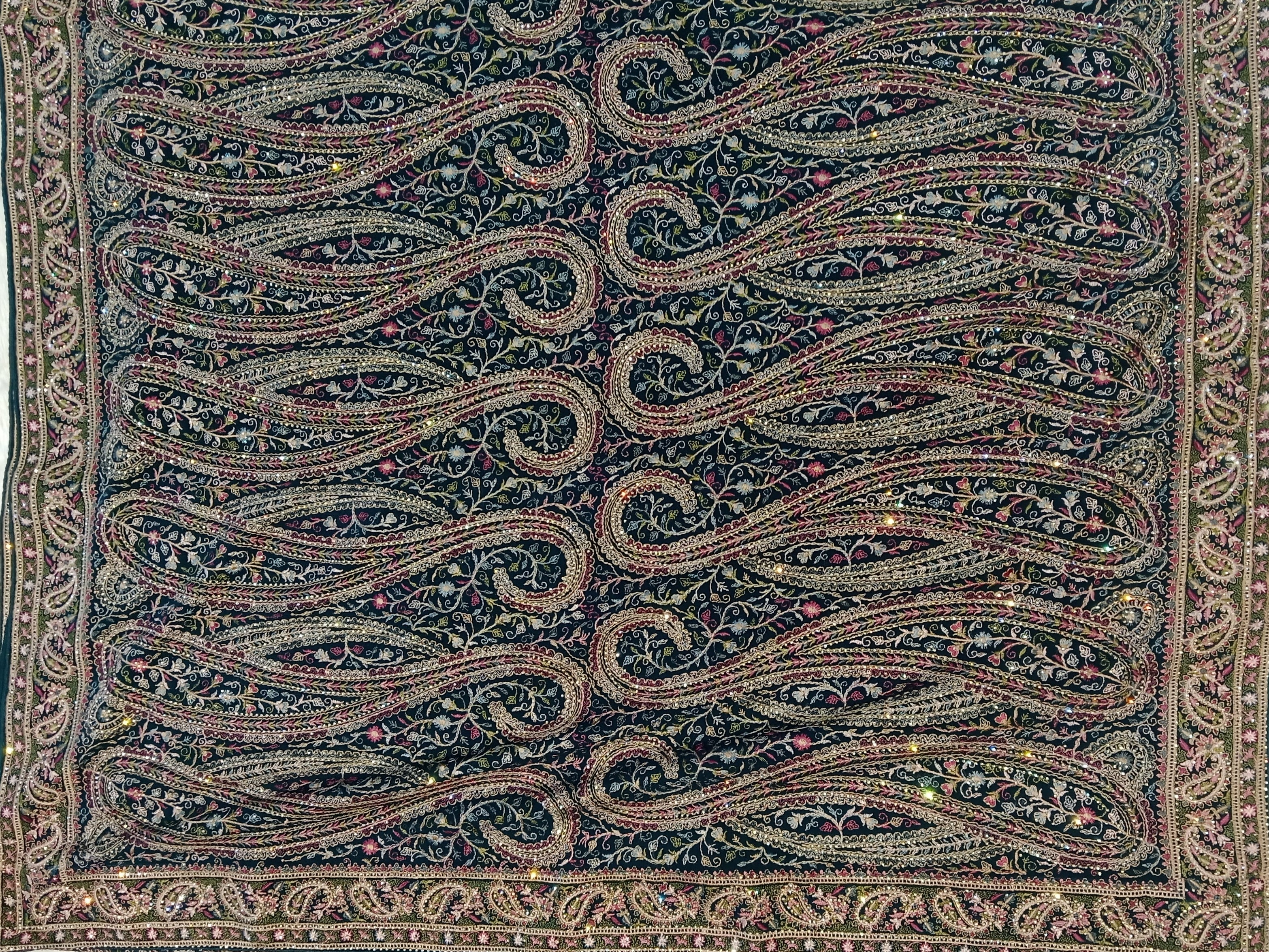 CHARCOAL PAISLEY SAREE